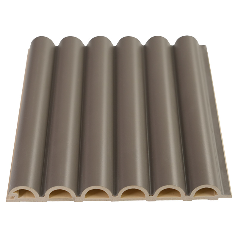 لوح جداري من مادة PVC WPC بسمك 214×10 مم، بتصميم شبكي داخلي مقوس، بعرض 158 مم، وسمك 15 مم، ومُخَدَّد بحبيبات خشبية